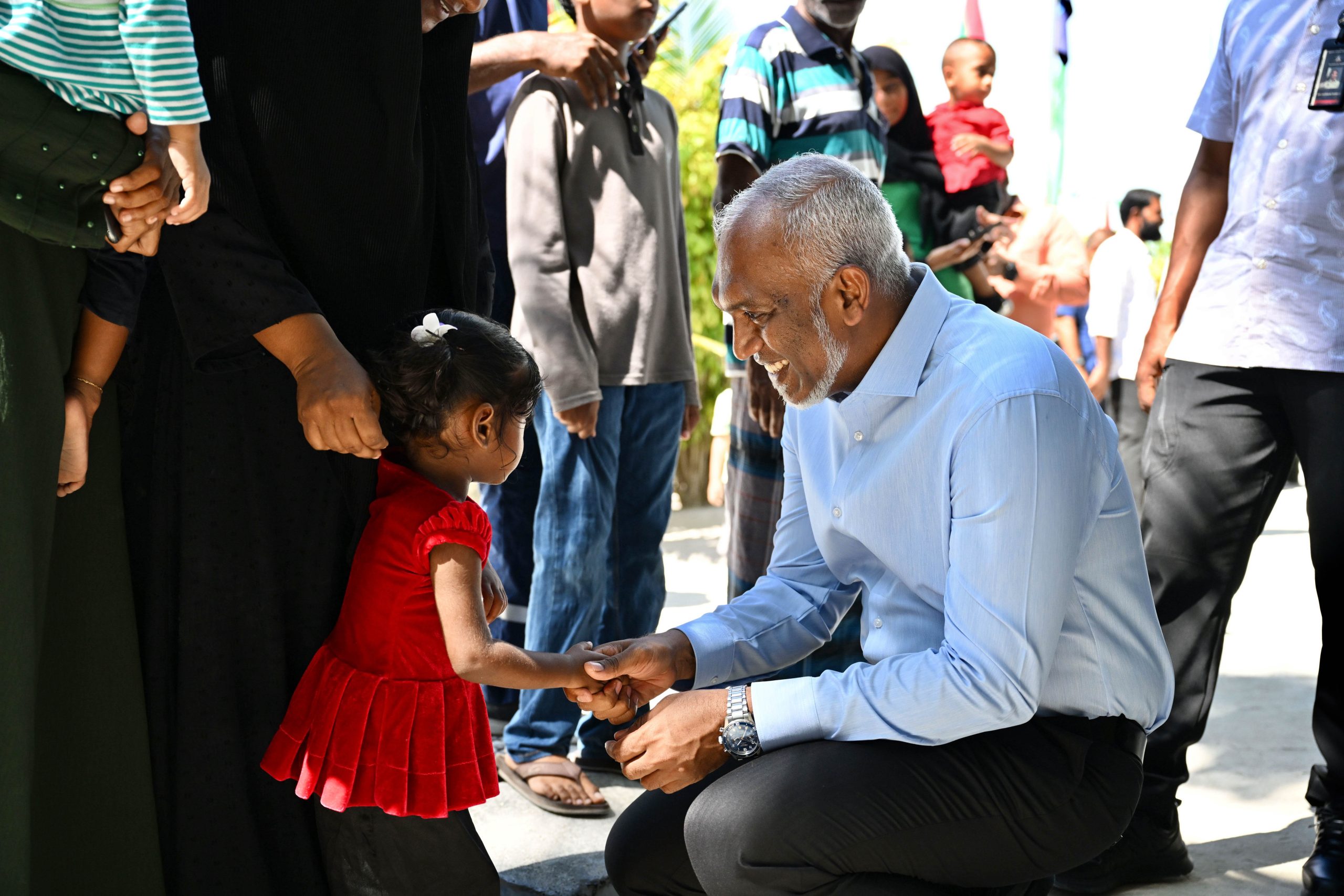 President Muizzu Advocates Vaping Ban as People’s Choice to Protect the Younger Generation